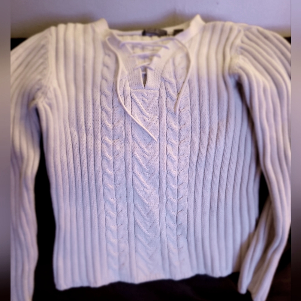 Kate Hill  Boho 💯 cotton lace up boho sweater